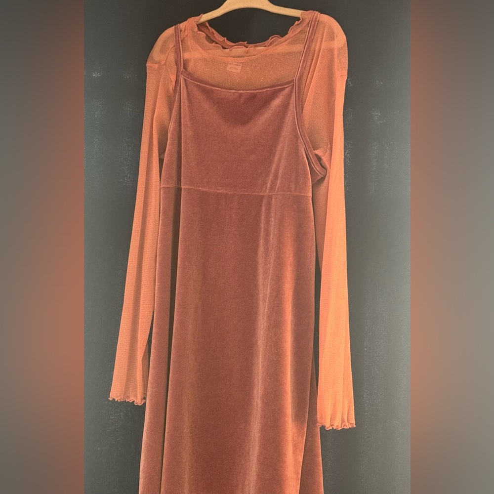 90s inspired velvet dress set
